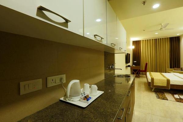 Fairmount Inns-Suites